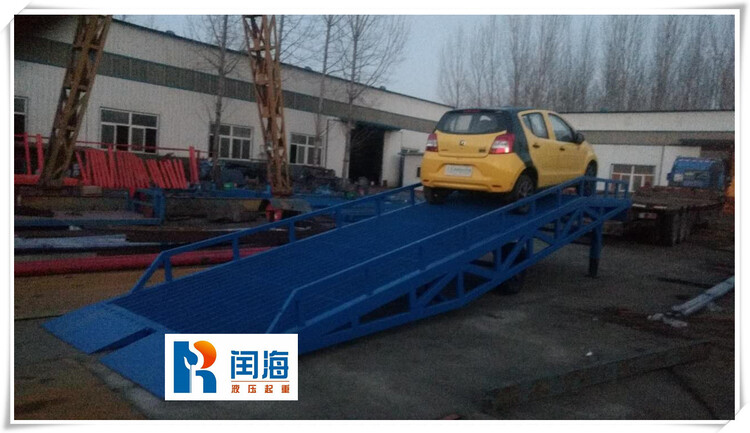 全新产品:为什么许昌厂家生产的液压登车桥能承包全国70%的物流站台？太震撼了