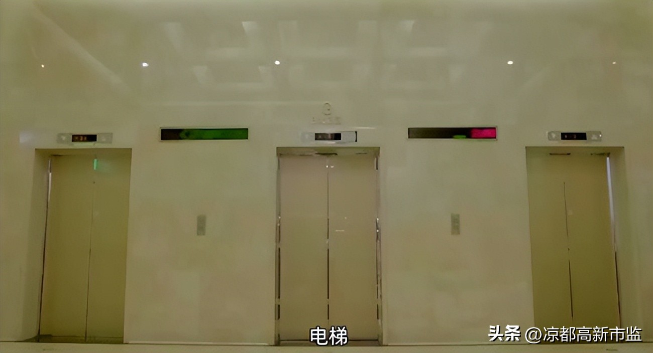 升降货梯的钢丝如何更换_电梯一根钢丝绳坏了更换全部钢丝原因_电梯钢丝绳同时更换原理